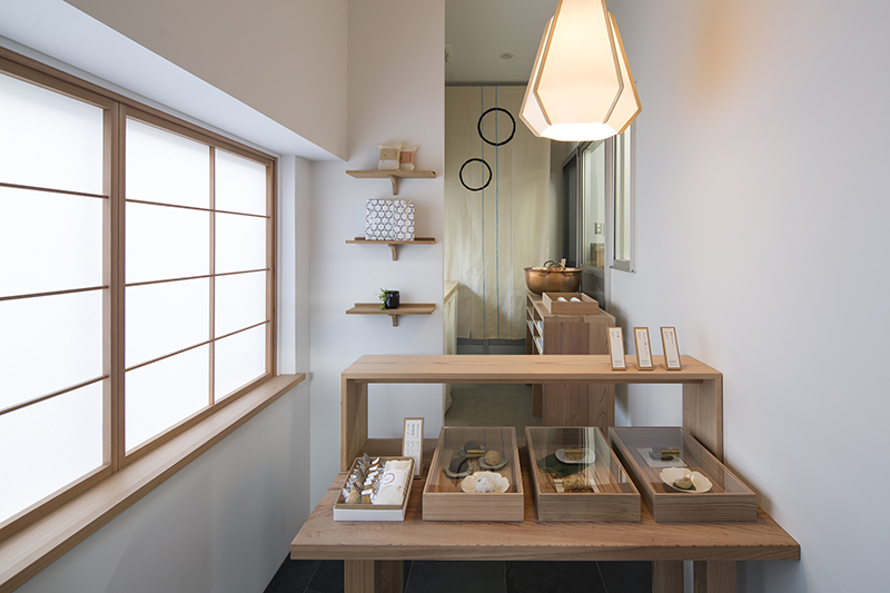 あられの匠 白木